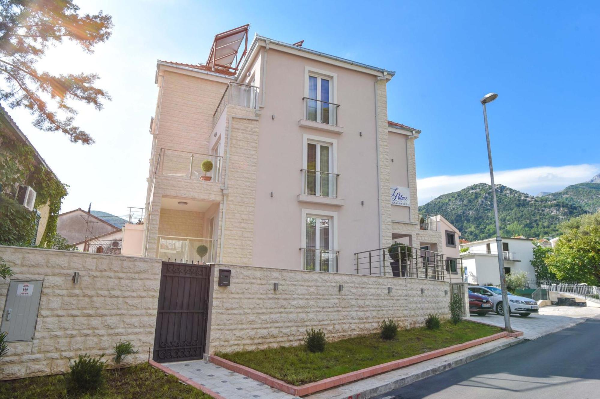 Apartment L Palace บุดวา ภายนอก รูปภาพ