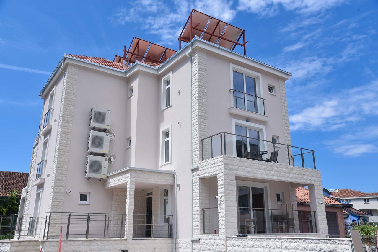 Apartment L Palace บุดวา ภายนอก รูปภาพ