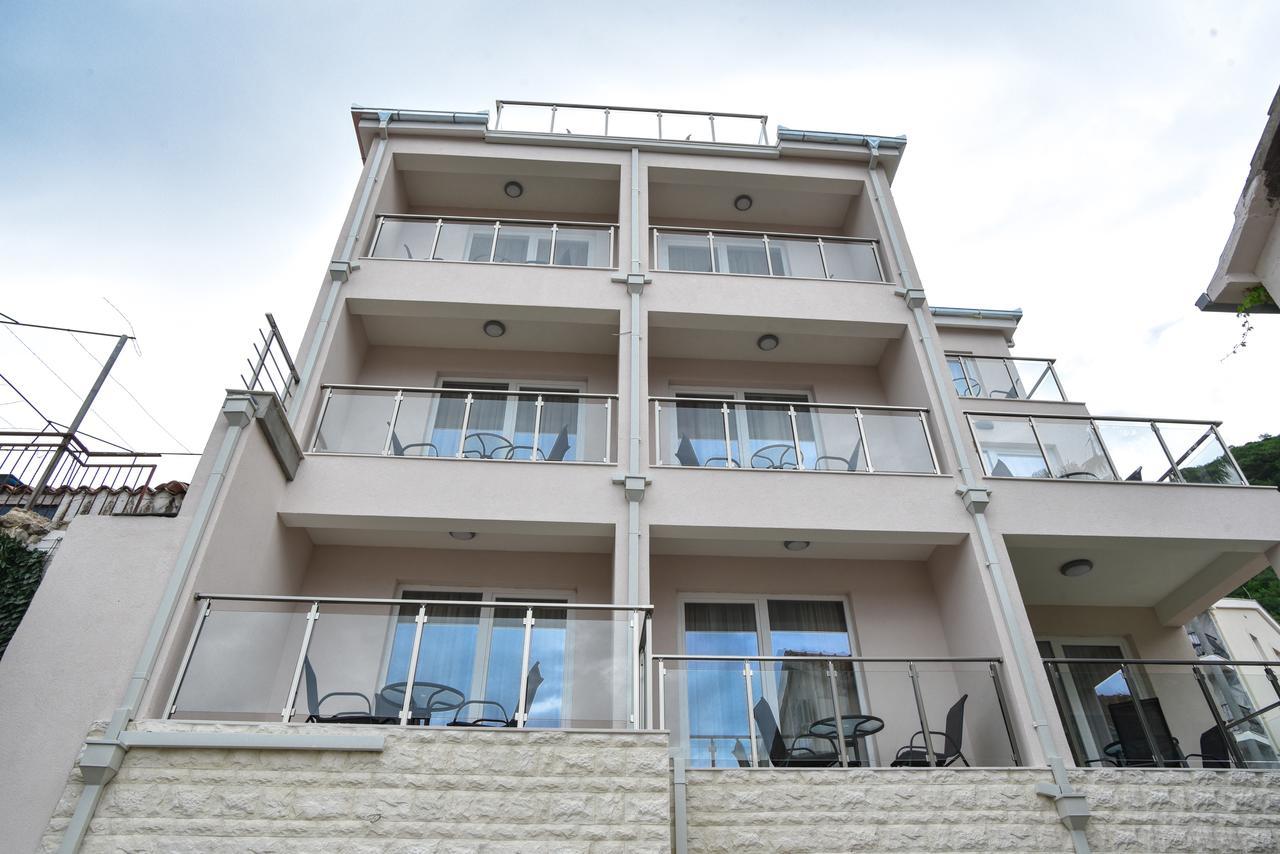 Apartment L Palace บุดวา ภายนอก รูปภาพ