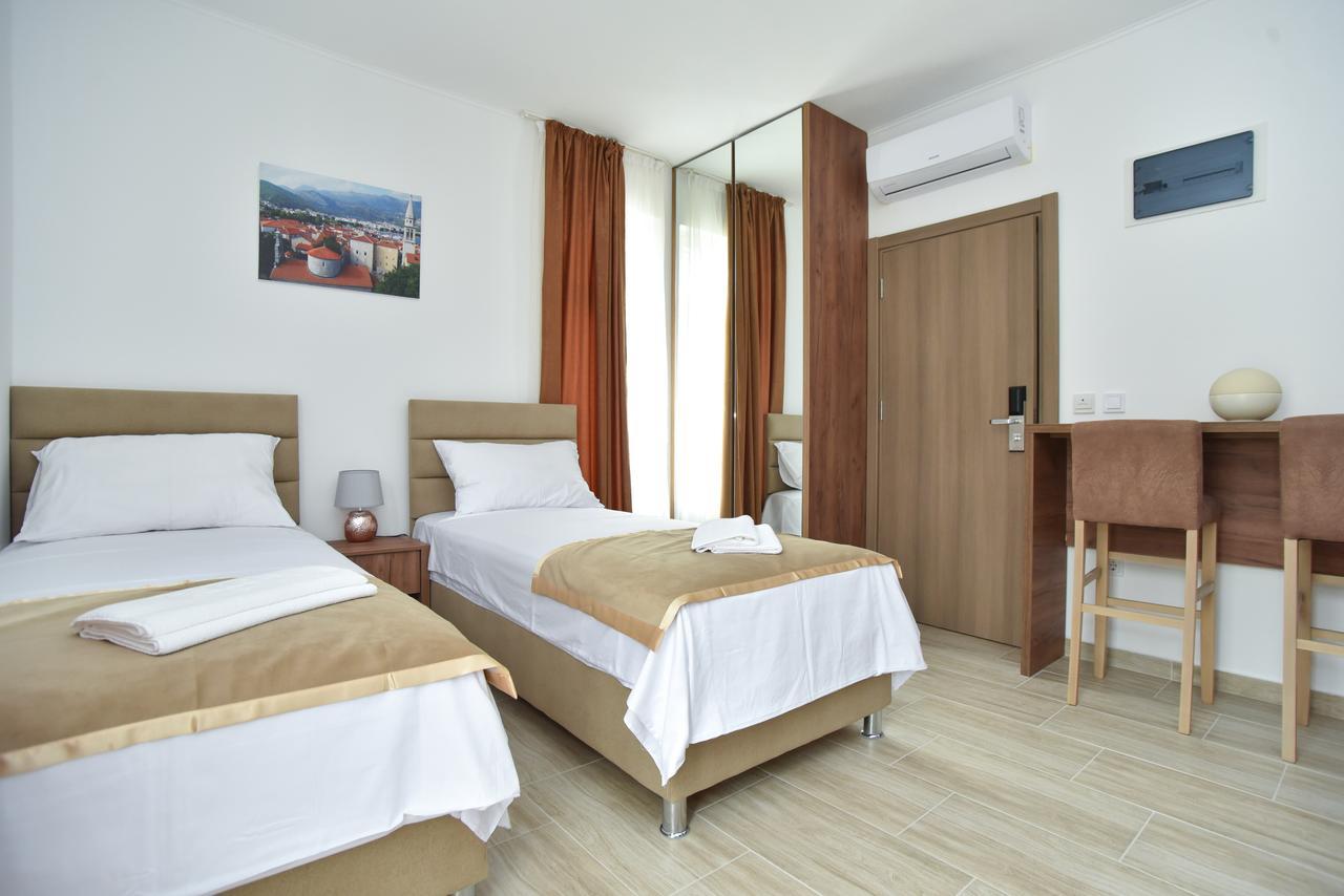 Apartment L Palace บุดวา ภายนอก รูปภาพ