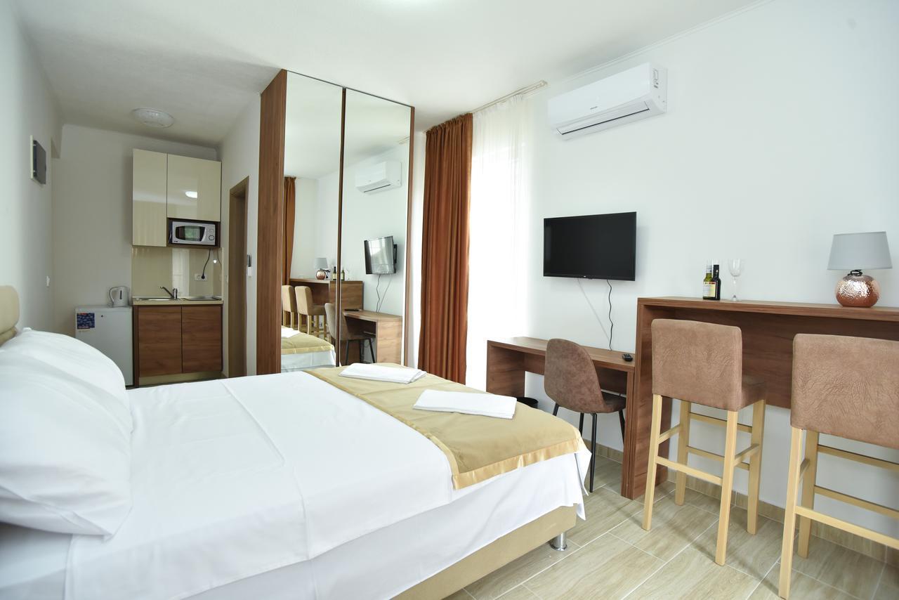 Apartment L Palace บุดวา ภายนอก รูปภาพ