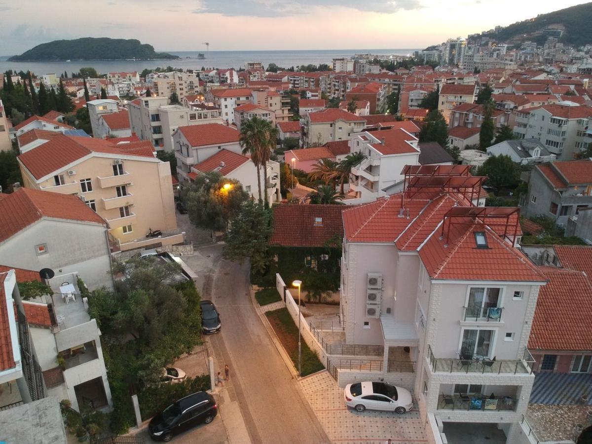 Apartment L Palace บุดวา ภายนอก รูปภาพ